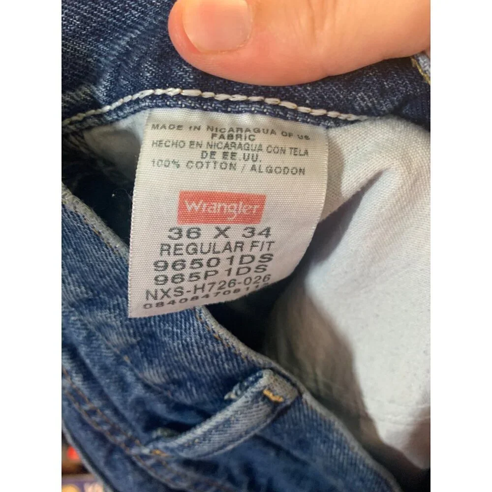 Wrangler Regular Fit Denim Blue Jeans Men's Size 36x34 Straight Leg Z2